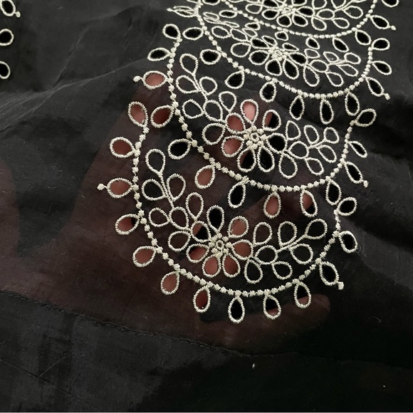 Nic + Zoe Embroidered Eyelet A-line Skirt black and white size 10 - Picture 5 of 5